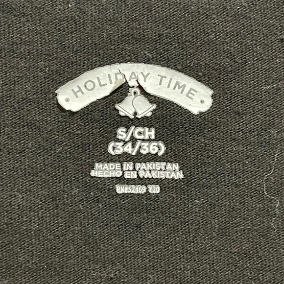 Men's Holiday T-Shirt "Claws is Coming to Town" Size Small - Picture 4 of 4